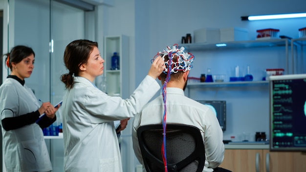 Scientists working in a neuroscience research lab
