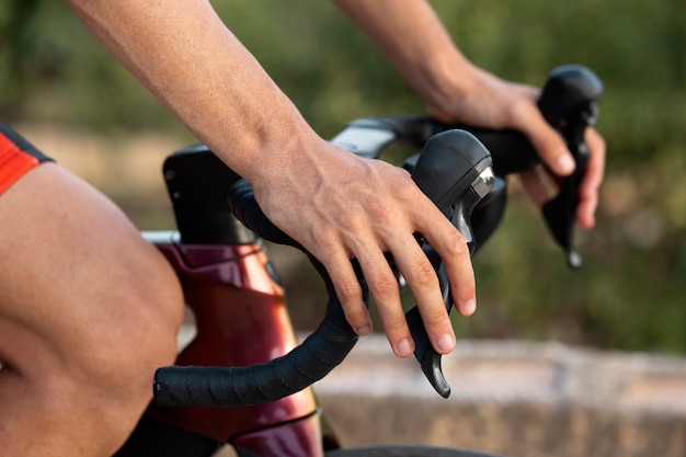 7 Proven Myofascial Release Techniques for Cyclists: Boost Joint Health, Prevent Pain & Track Progress Weekly