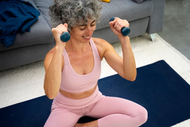 Kettlebells vs Dumbbells: Which One Helps You Age Stronger and Smarter?
