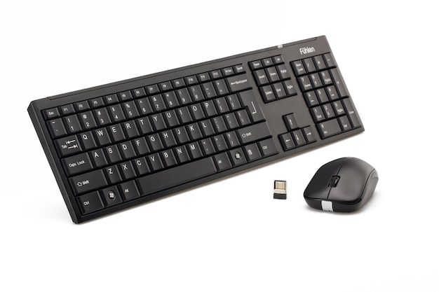 Correct keyboard and mouse placement