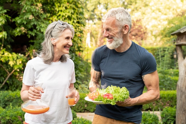 28 Science-Backed Low-Carb Habits for Graceful Aging: Boost Mental Clarity and Emotional Resilience