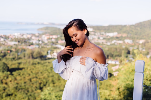 7-Day Stress-Relief Journey for Travelers: A Gentle, Step-by-Step Plan for Pregnancy and Postpartum Wellness