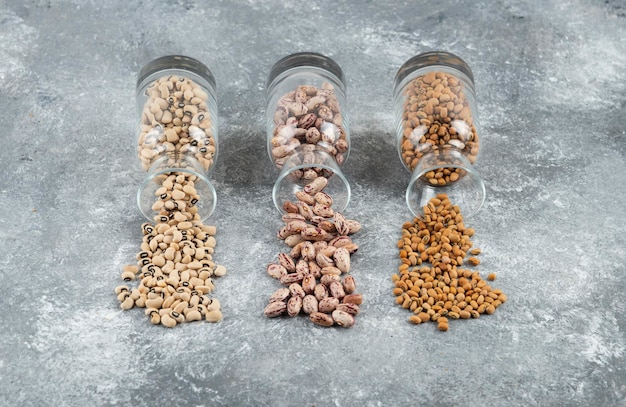 Comparison of refined and whole grains