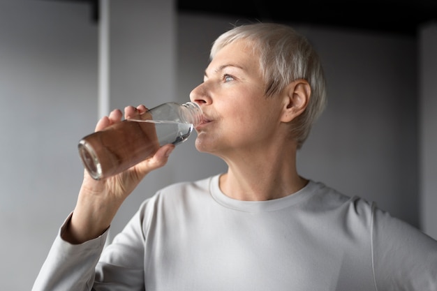 Stay Hydrated, Stay Healthy: The Ultimate Hydration Guide for Seniors